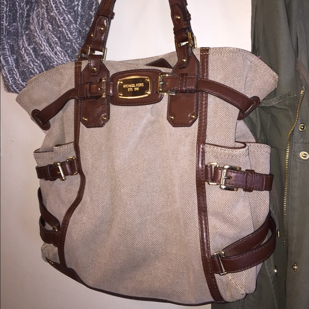 MIchael Kors Gansevoort Large Canvas Tote